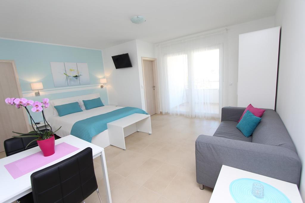 Emanuel Apartment *