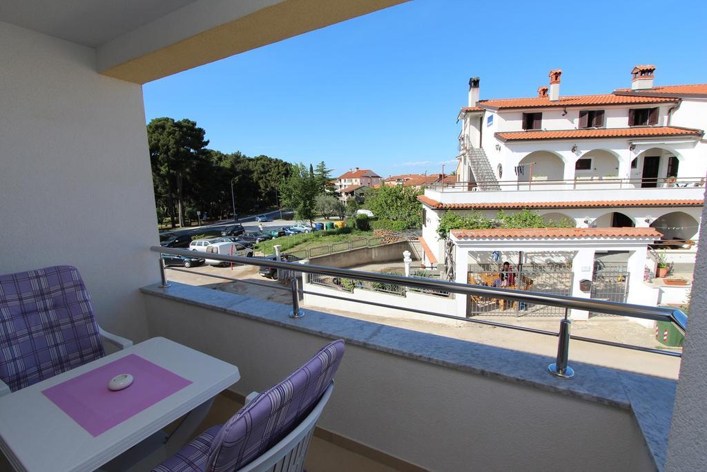 Emanuel Apartman *